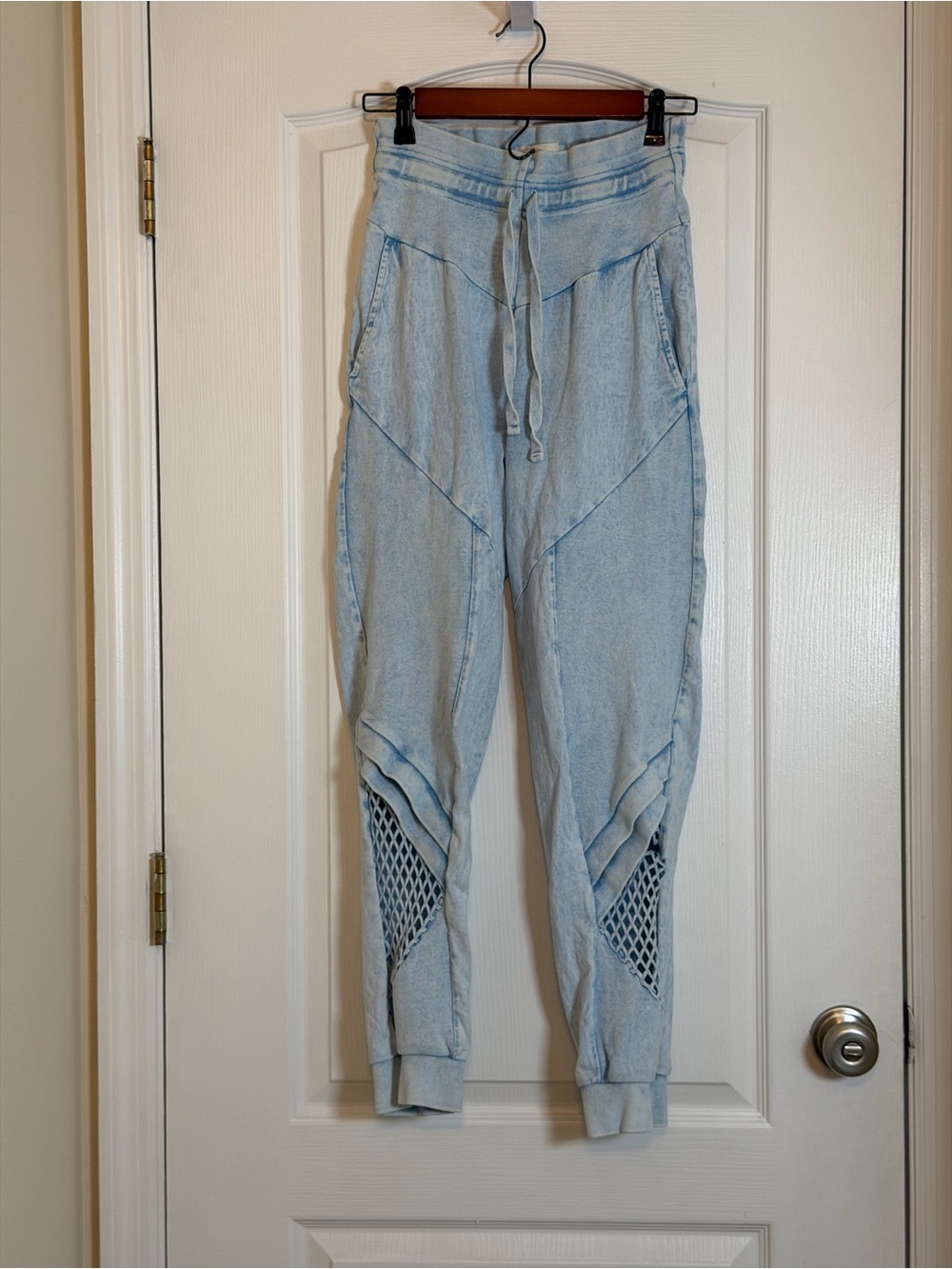 Noam Ridley Sweatpants in the Iceberg colorway Size S